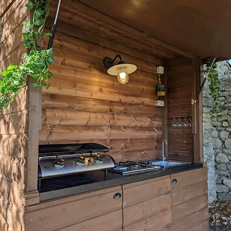 Le Mazet Gloria Guest house